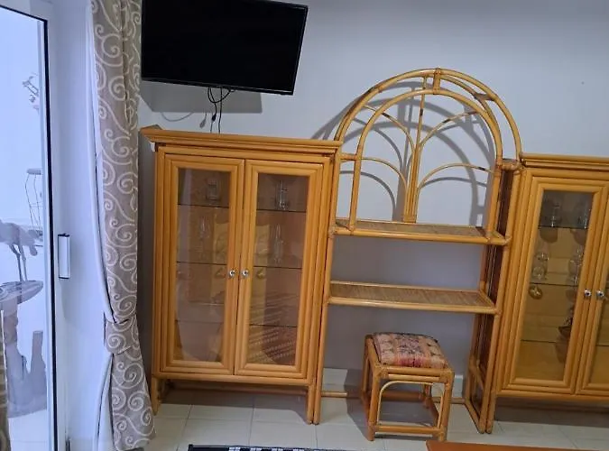 شقة Olivier House المليحة